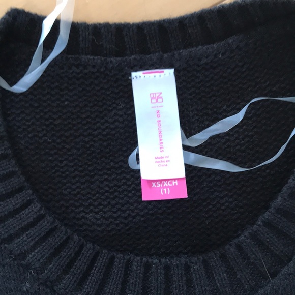 Fun Ugly Christmas sweater by No Boundaries - Picture 4 of 5